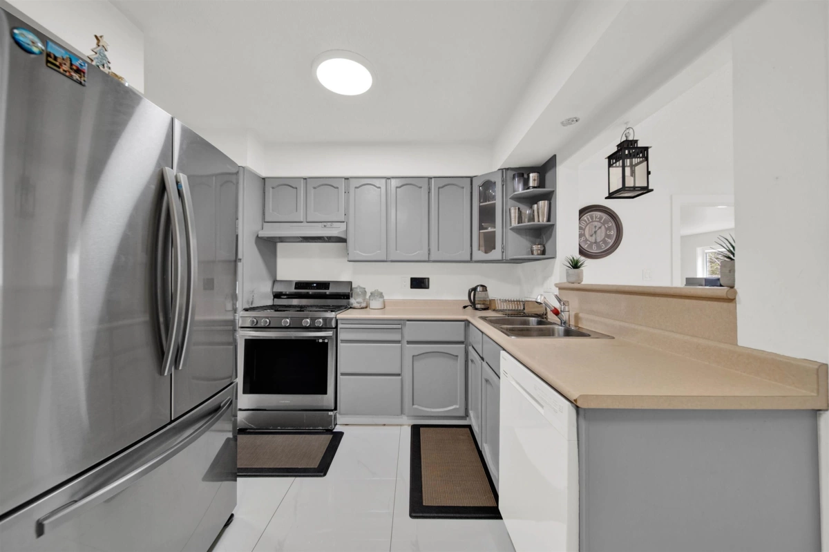 Bedroom 2 Photo of 11488 140 Street, Surrey, BC