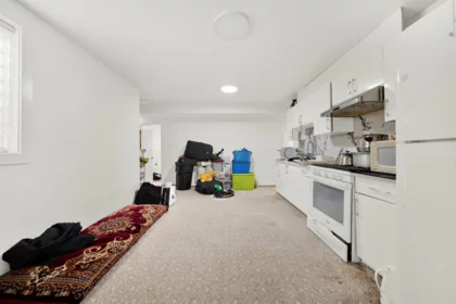 Powder Room Photo of 11488 140 Street, Surrey, BC