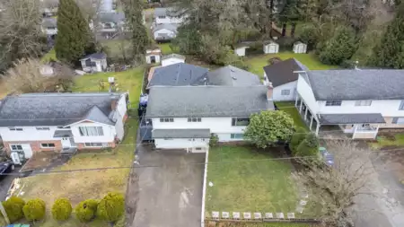 Swimming Pool Photo of 11488 140 Street, Surrey, BC
