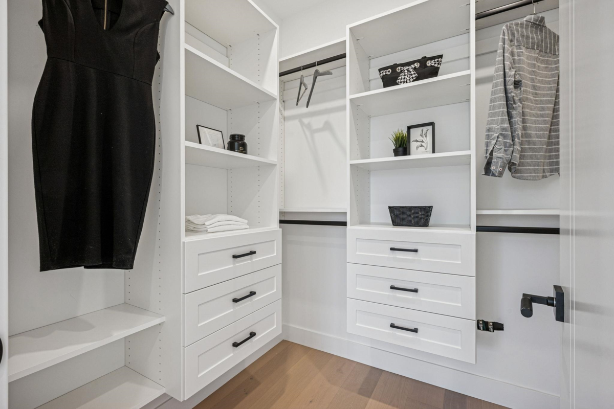 Powder Room Photo of 1 6362 Curtis Street, Burnaby, BC