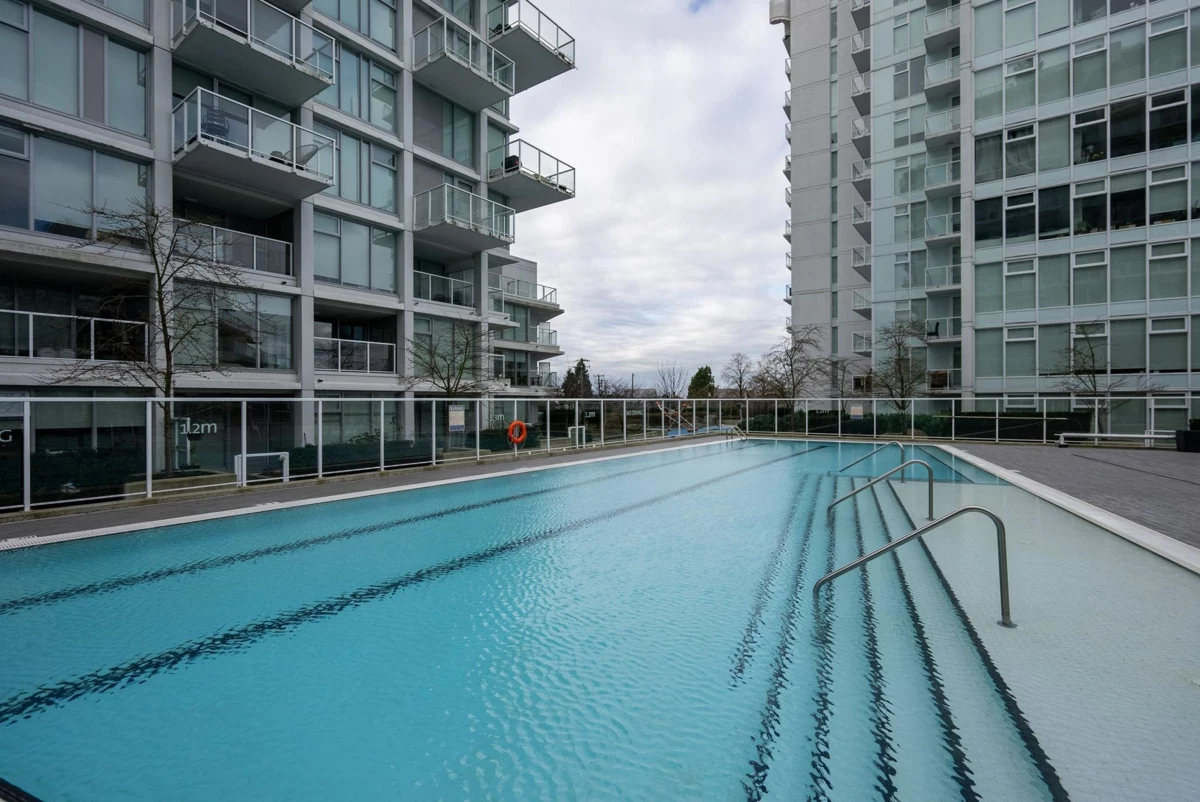 Backyard Photo of 1801 4638 Gladstone Street, Vancouver, BC