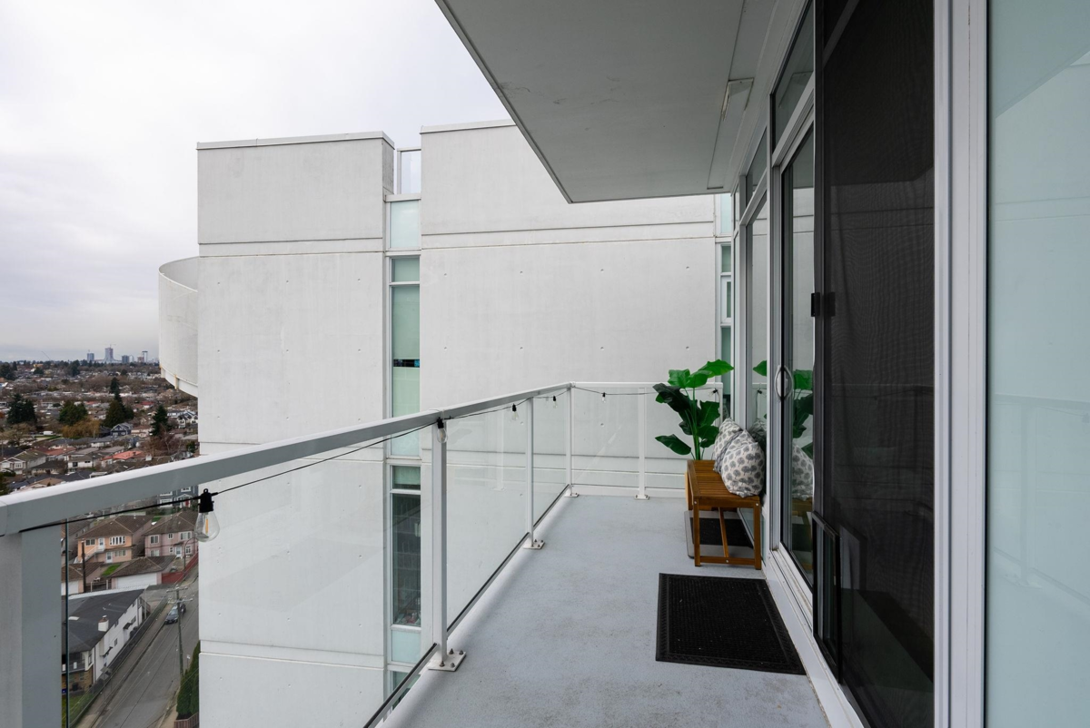 Basement Recreation Room Photo of 1801 4638 Gladstone Street, Vancouver, BC