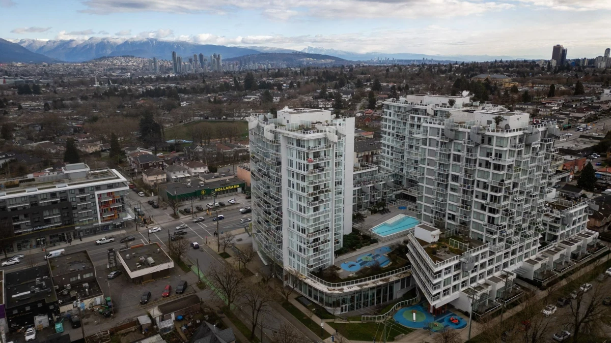 Community Amenities Photo (Clubhouse) of 1801 4638 Gladstone Street, Vancouver, BC