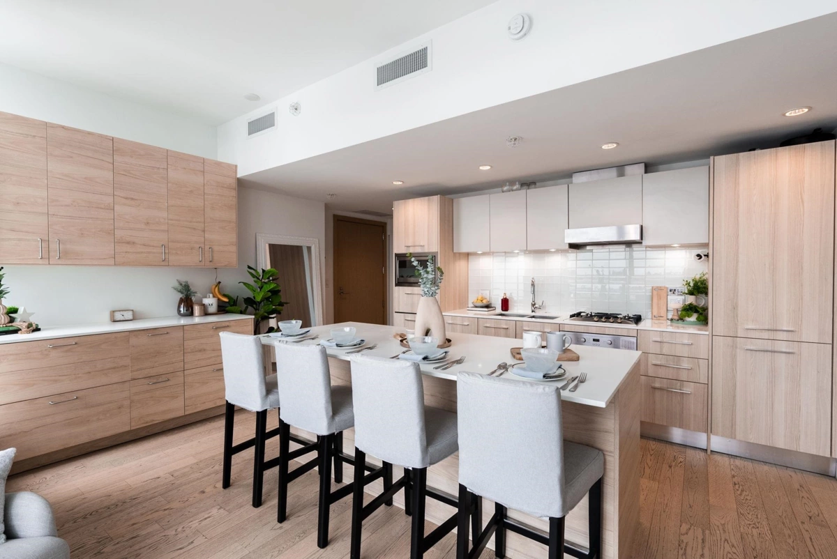 Family Room Photo of 1801 4638 Gladstone Street, Vancouver, BC