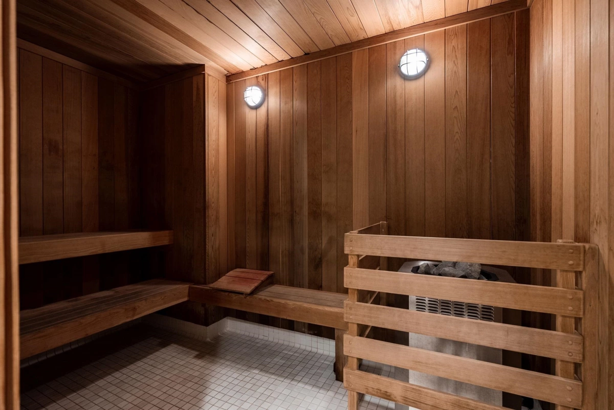 Garden / Landscaping Photo of 1801 4638 Gladstone Street, Vancouver, BC