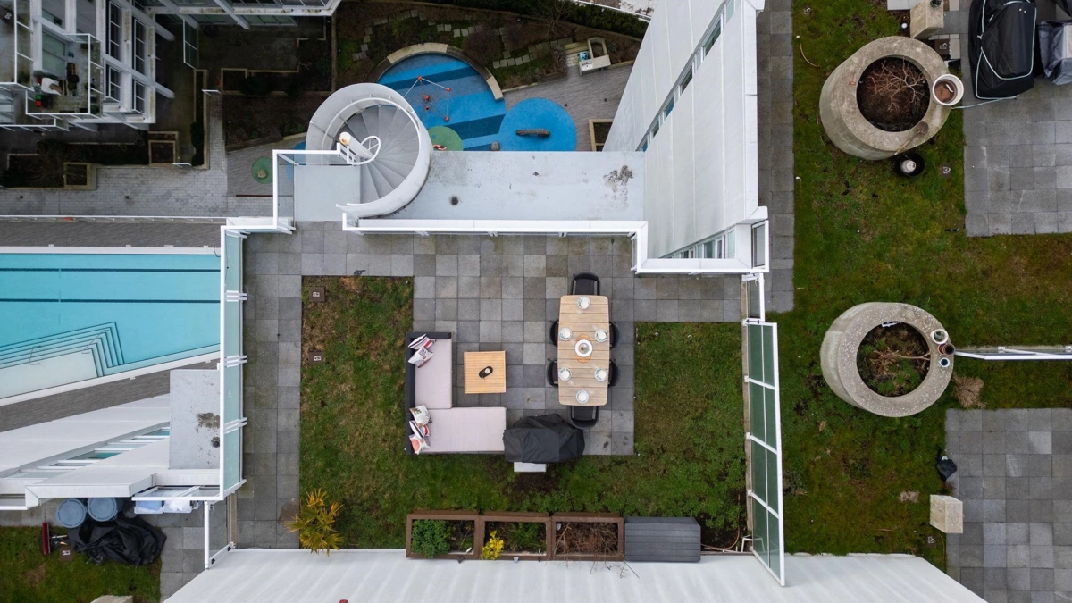 Staircase Photo of 1801 4638 Gladstone Street, Vancouver, BC