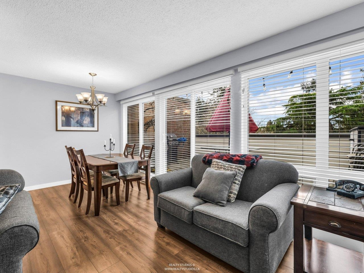 Dining Area Photo of 21 10200 4th Avenue, Richmond, BC