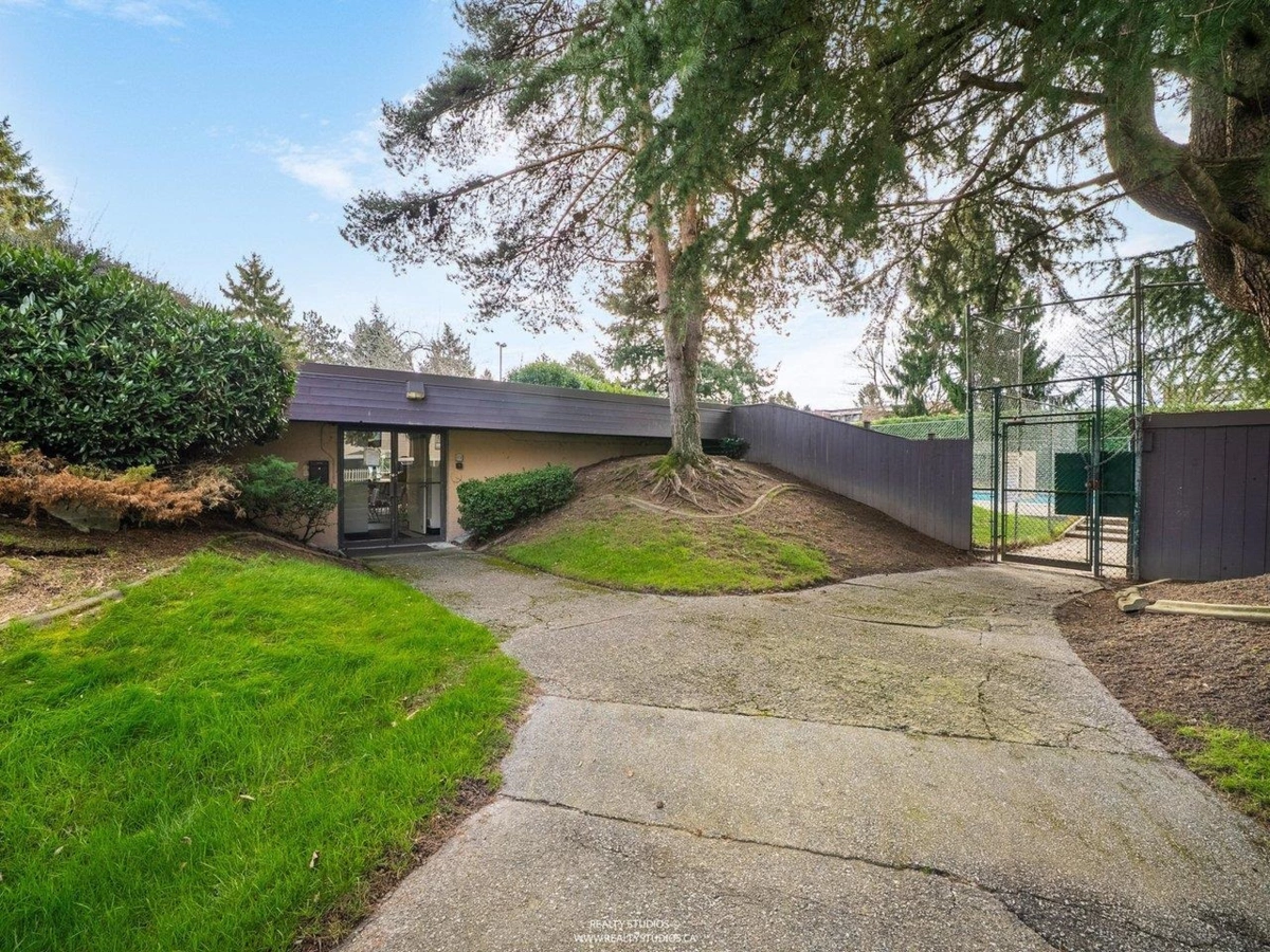 Staircase Photo of 21 10200 4th Avenue, Richmond, BC