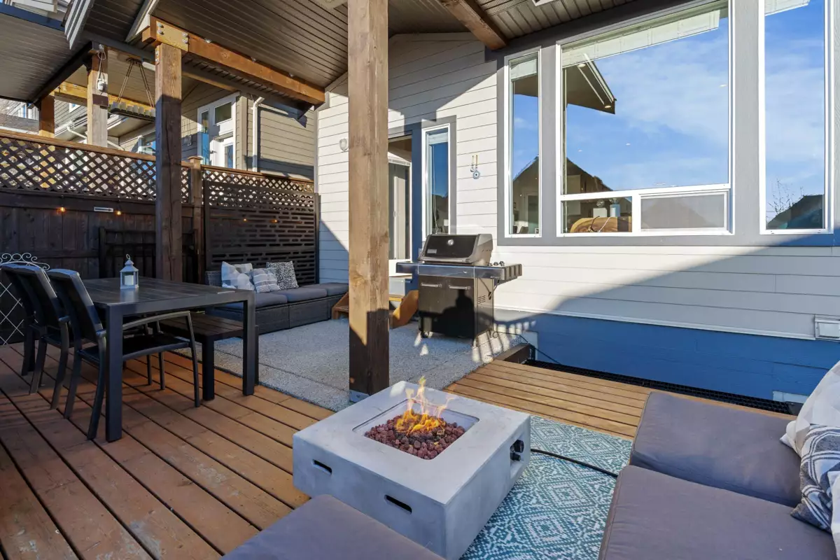 Basement Recreation Room Photo of 2107 165b Street, Surrey, BC