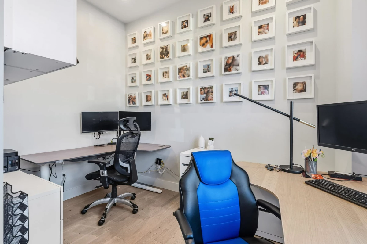 Family Room Photo of 2107 165b Street, Surrey, BC