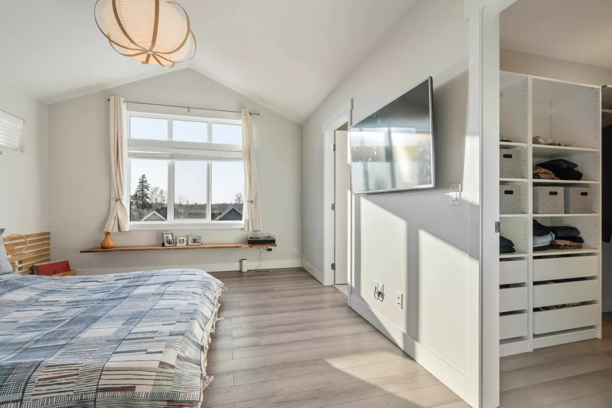 Hallway Photo of 2107 165b Street, Surrey, BC