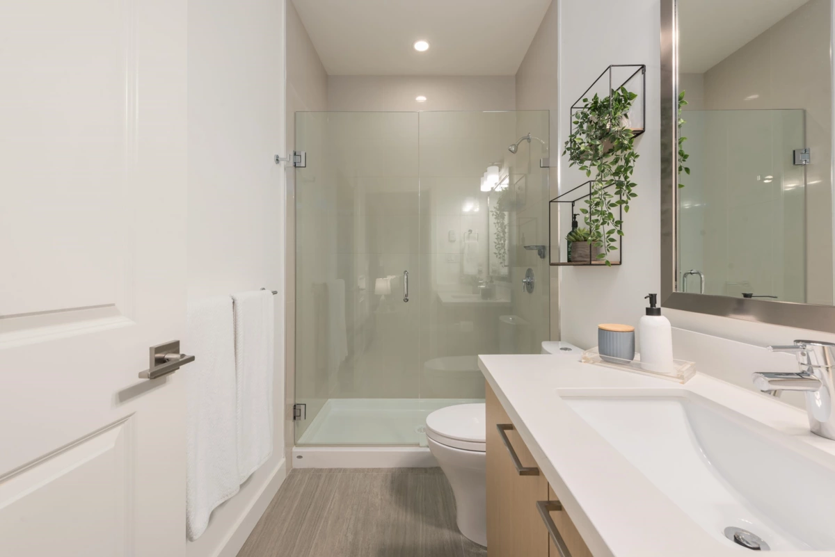 Hallway Photo of 4959 Cedar Springs Drive, Tsawwassen, BC