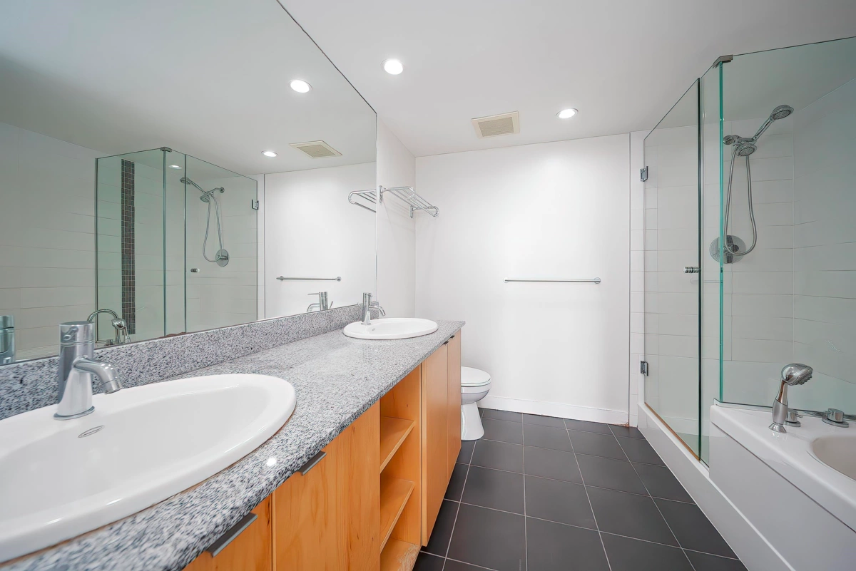 Basement Recreation Room Photo of 806 7555 Alderbridge Way, Richmond, BC