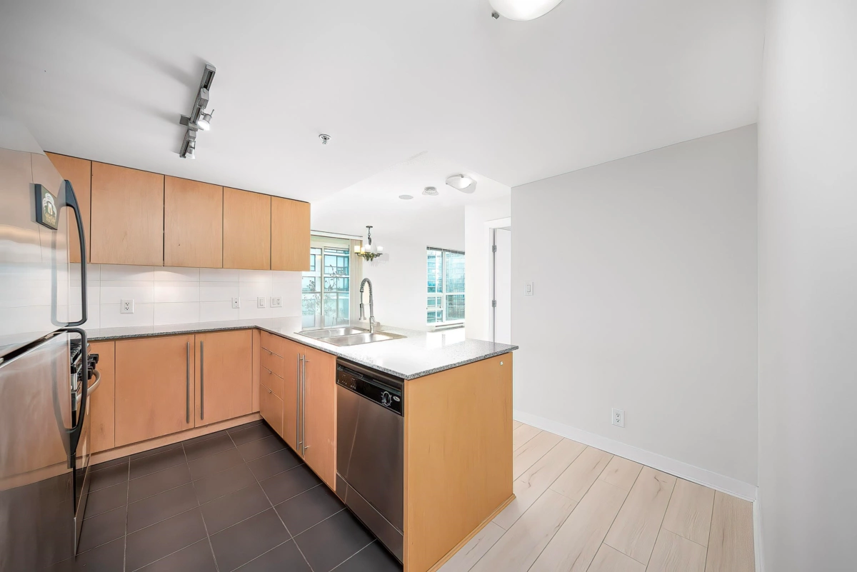 Breakfast Nook Photo of 806 7555 Alderbridge Way, Richmond, BC