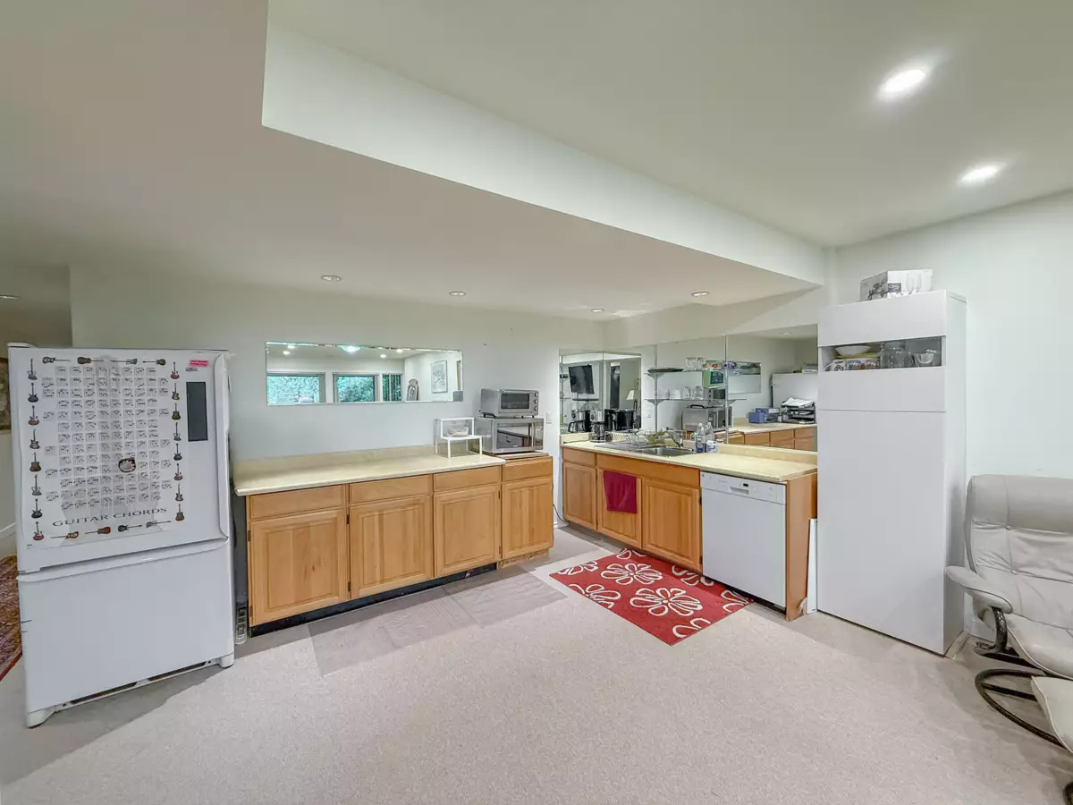 Hot Tub / Spa Photo of 3701 Nico Wynd Drive, Surrey, BC