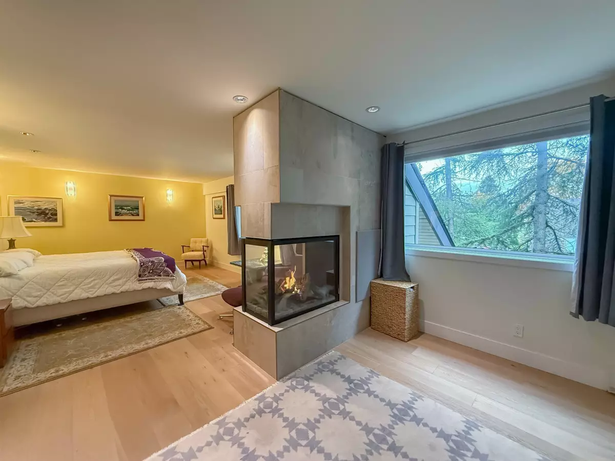 Mudroom Photo of 3701 Nico Wynd Drive, Surrey, BC