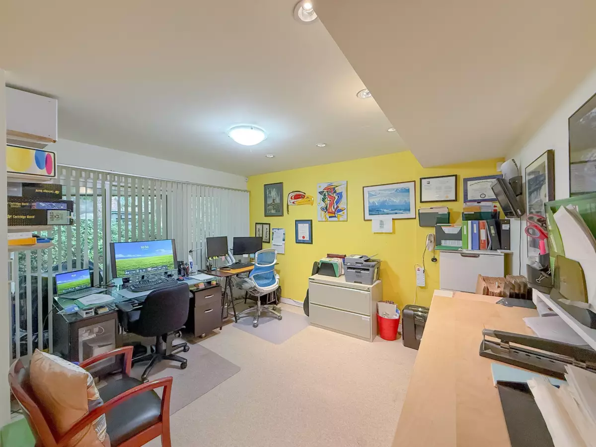 Outdoor Kitchen Photo of 3701 Nico Wynd Drive, Surrey, BC