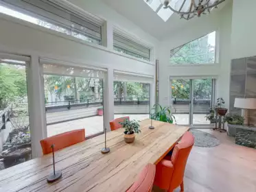 Kitchen Island Photo of 3701 Nico Wynd Drive, Surrey, BC