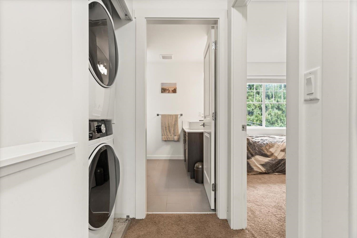 Laundry Room Photo of 21 2850 Mccallum Road, Abbotsford, BC