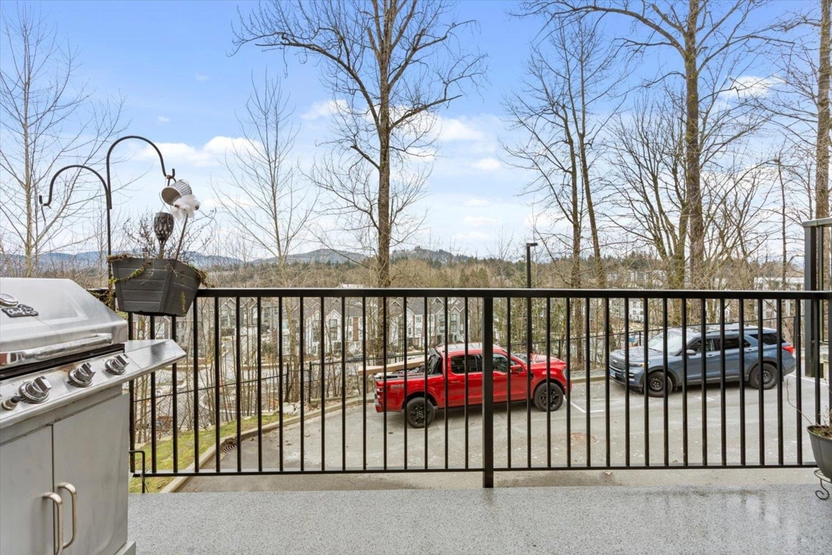 Primary Bathroom Photo of 21 2850 Mccallum Road, Abbotsford, BC