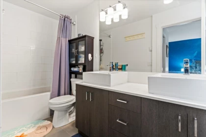 Powder Room Photo of 21 2850 Mccallum Road, Abbotsford, BC