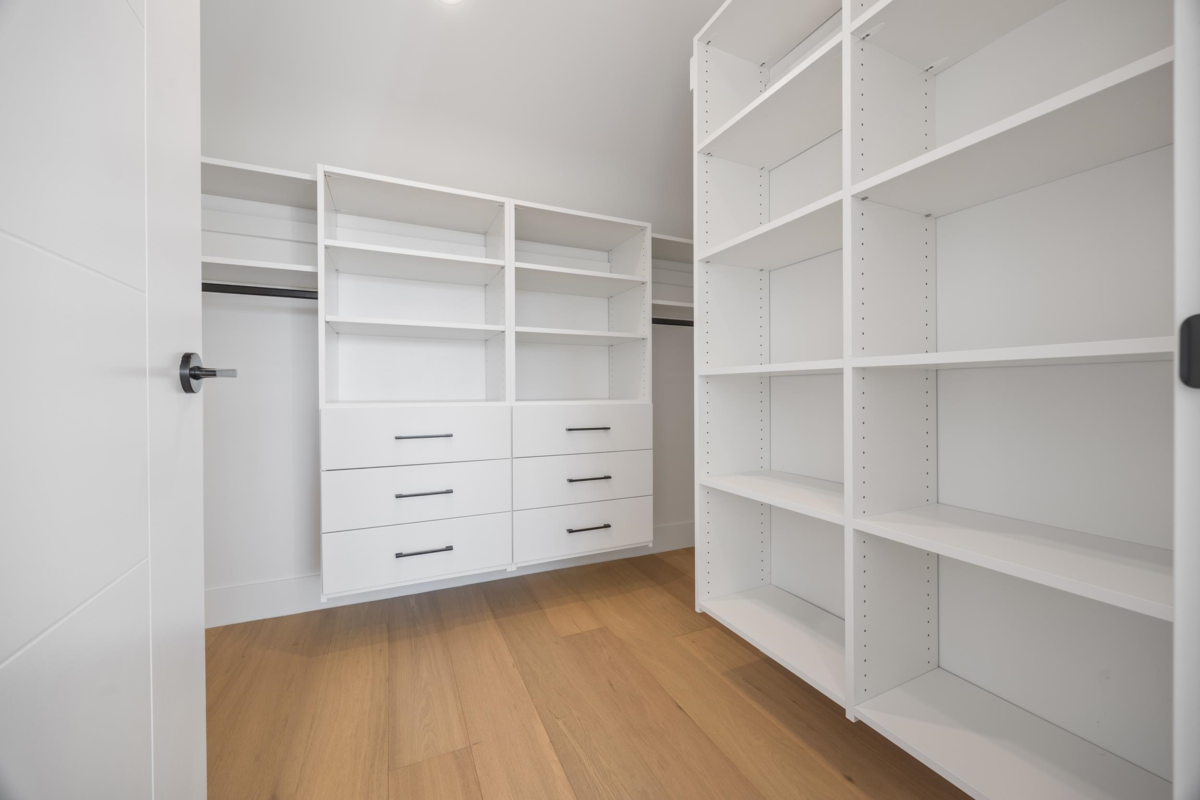 Basement Recreation Room Photo of 3 550 Kaslo Street, Vancouver, BC