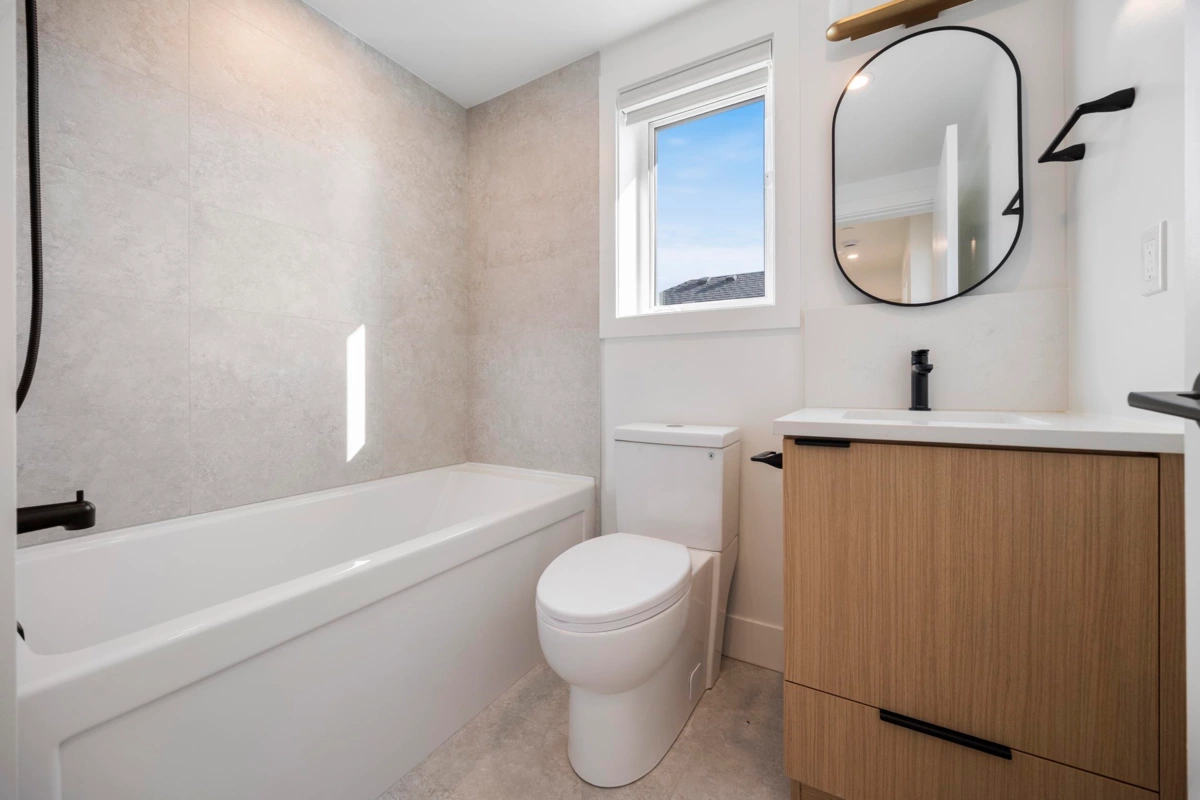 Bedroom 4 Photo of 3 550 Kaslo Street, Vancouver, BC