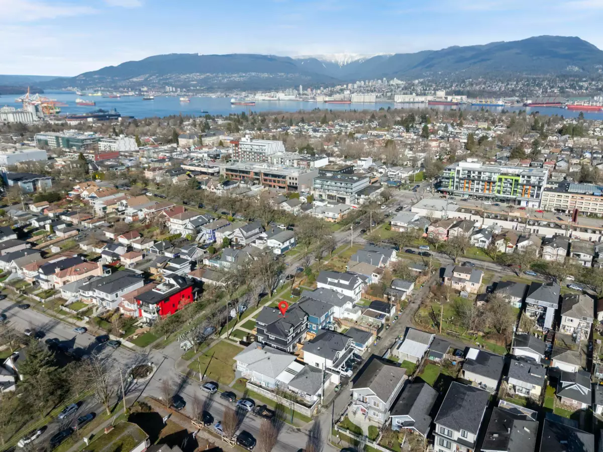 Outdoor Deck Photo of 3 550 Kaslo Street, Vancouver, BC