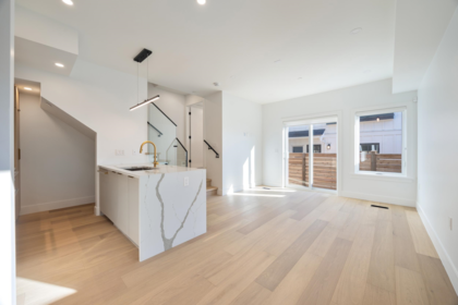 3 550 Kaslo Street, Vancouver, BC, Vancouver — 3 bed townhouse for sale