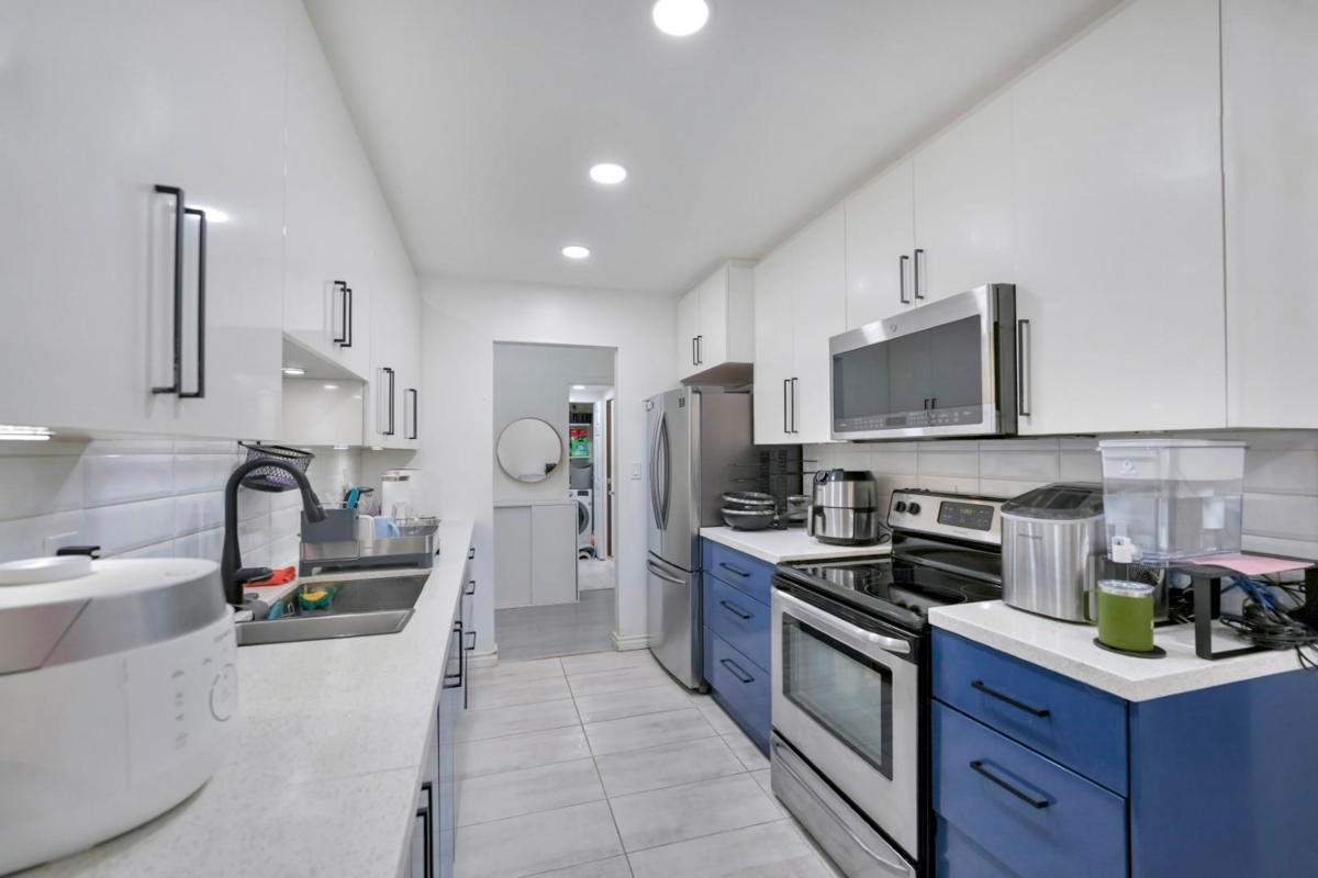 Family Room Photo of 106 8720 No. 1 Road, Richmond, BC