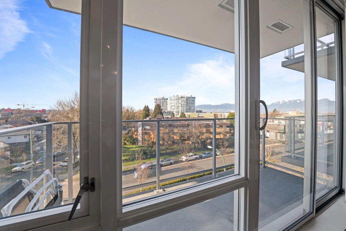 Pantry Photo of 612 4888 Nanaimo Street, Vancouver, BC