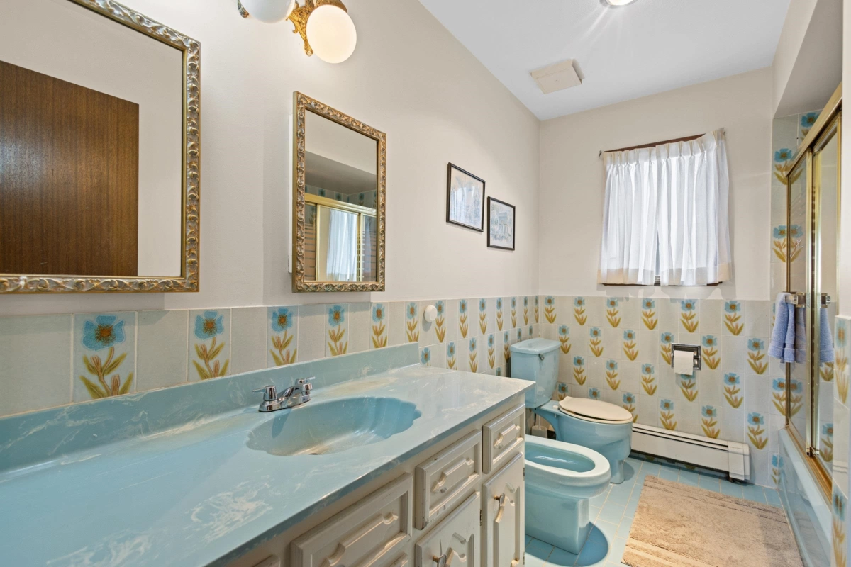 Basement Recreation Room Photo of 2225 E 35th Avenue, Vancouver, BC