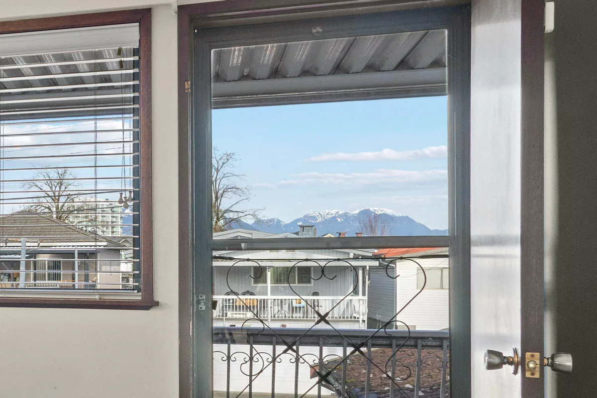 Bedroom 3 Photo of 2225 E 35th Avenue, Vancouver, BC
