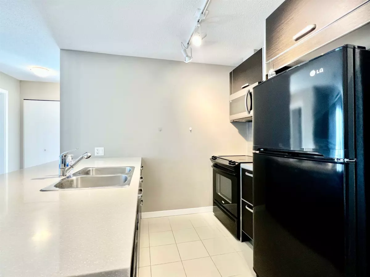 Bedroom 2 Photo of 609 13688 100 Avenue, Surrey, BC