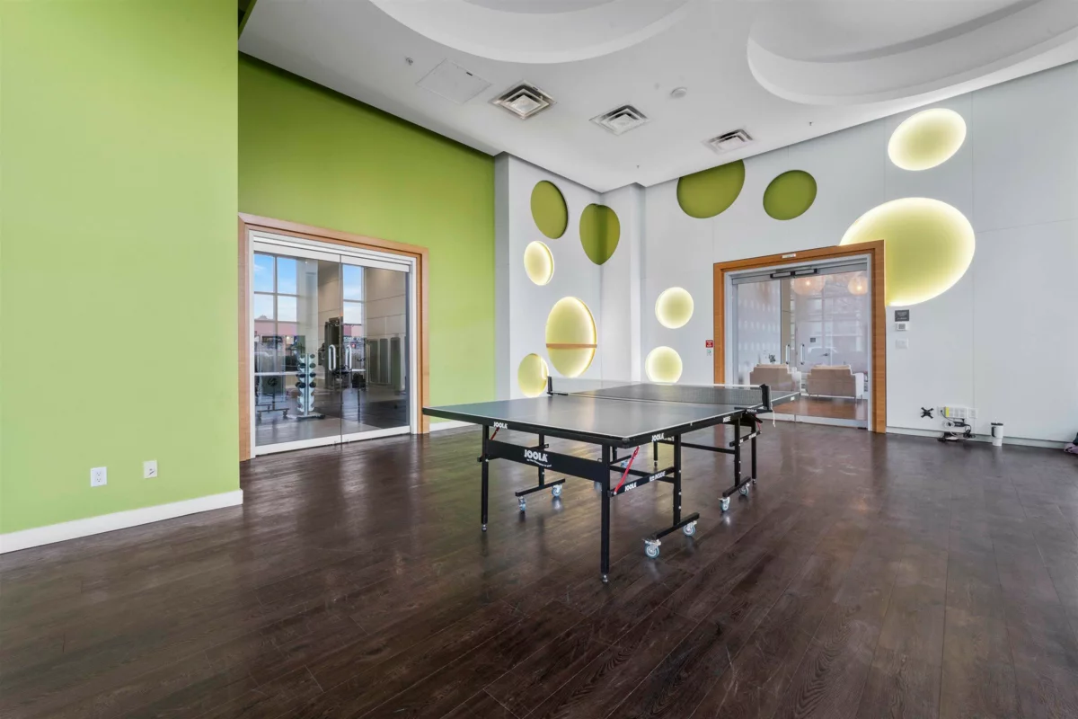 Mudroom Photo of 609 13688 100 Avenue, Surrey, BC