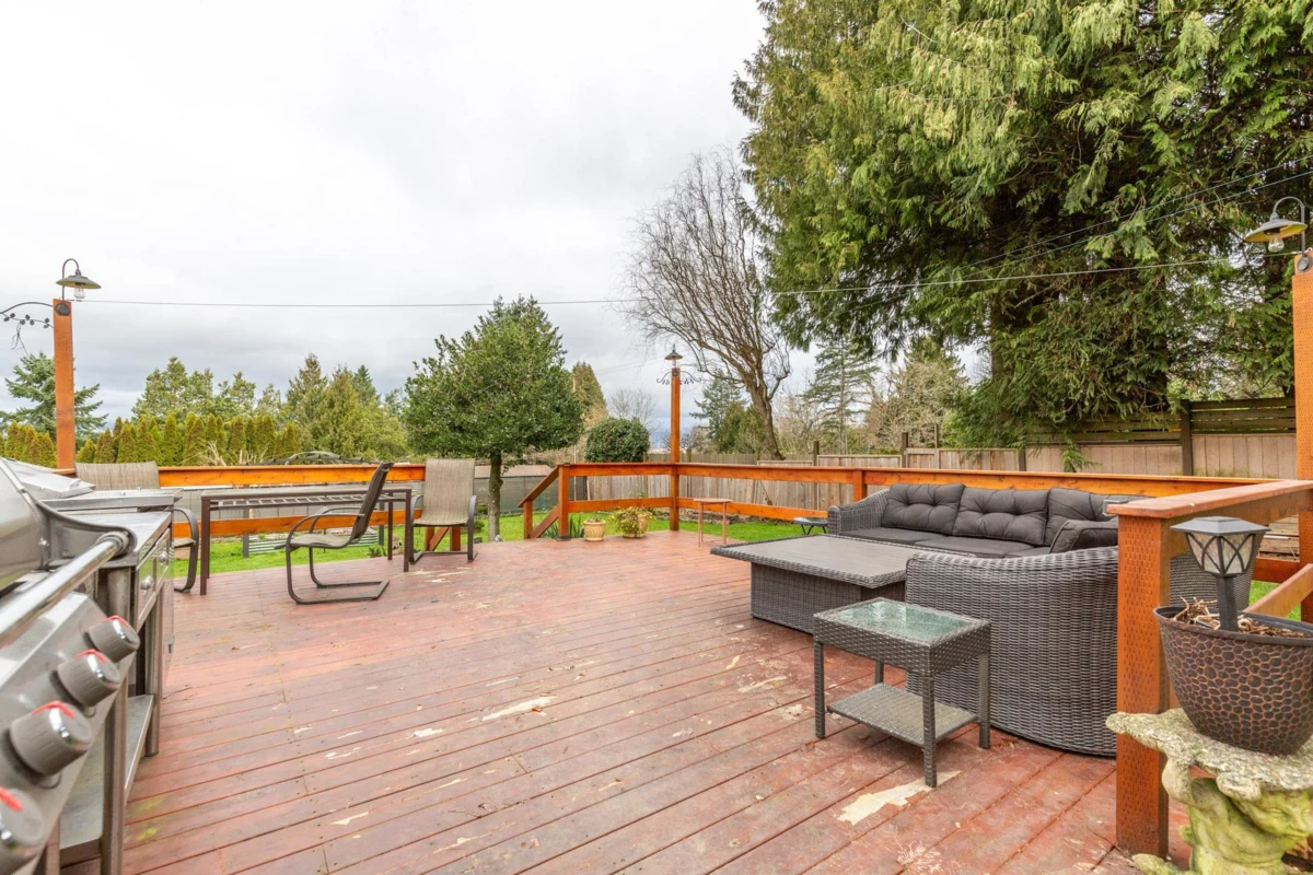 Backyard Photo of 13221 112b Avenue, Surrey, BC