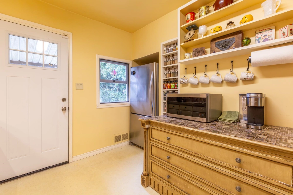 Loft / Bonus Room Photo of 13221 112b Avenue, Surrey, BC