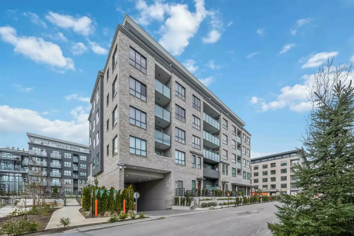 Garden / Landscaping Photo of 324 15738 85 Avenue, Surrey, BC