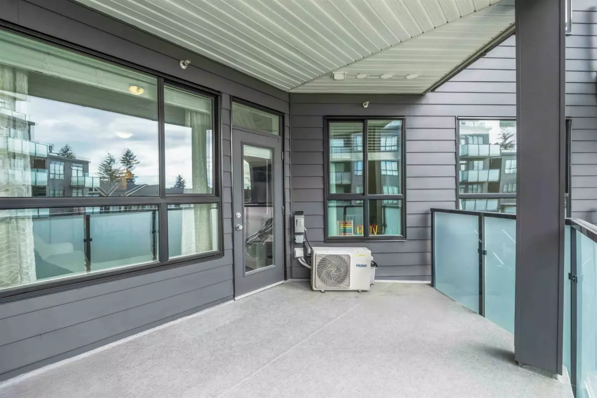 Outdoor Deck Photo of 324 15738 85 Avenue, Surrey, BC