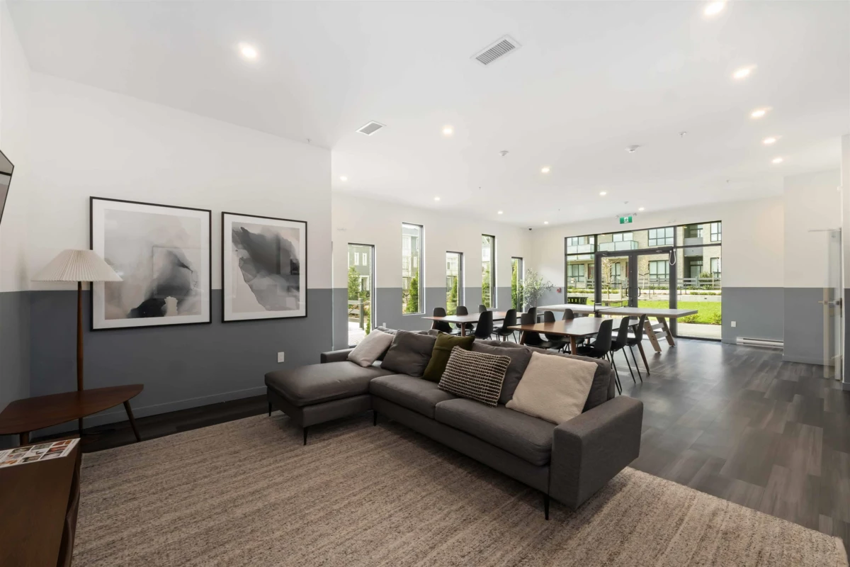 Outdoor Kitchen Photo of 324 15738 85 Avenue, Surrey, BC