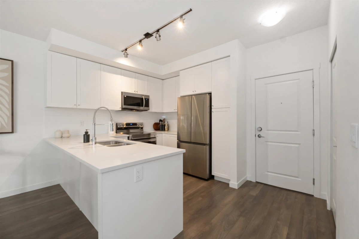 Primary Bedroom Photo of 324 15738 85 Avenue, Surrey, BC