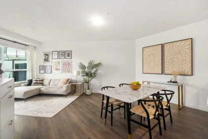 Kitchen Photo of 324 15738 85 Avenue, Surrey, BC