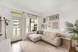 324 15738 85 Avenue, Surrey, BC