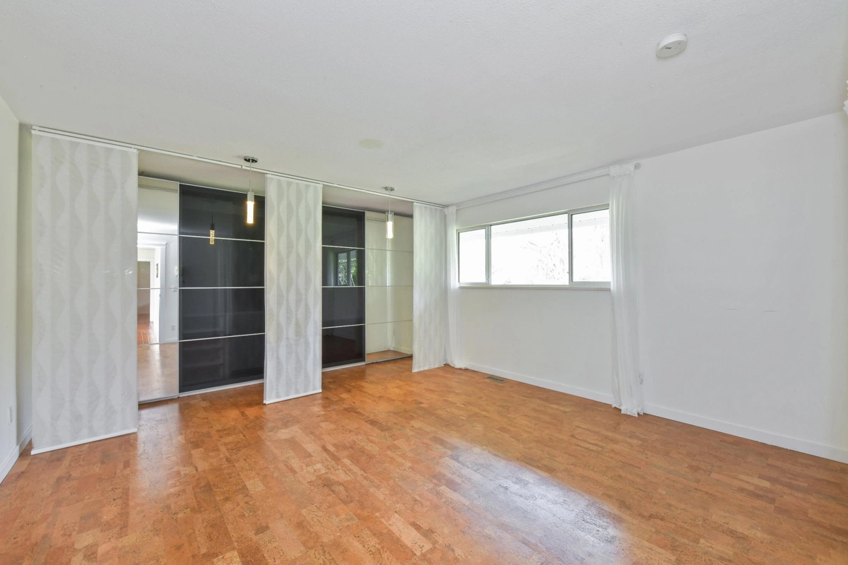 Powder Room Photo of 34639 Dunn Street, Mission, BC