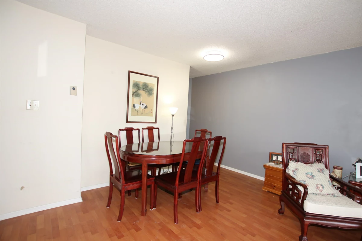 Breakfast Nook Photo of 903 4165 Maywood Street, Burnaby, BC