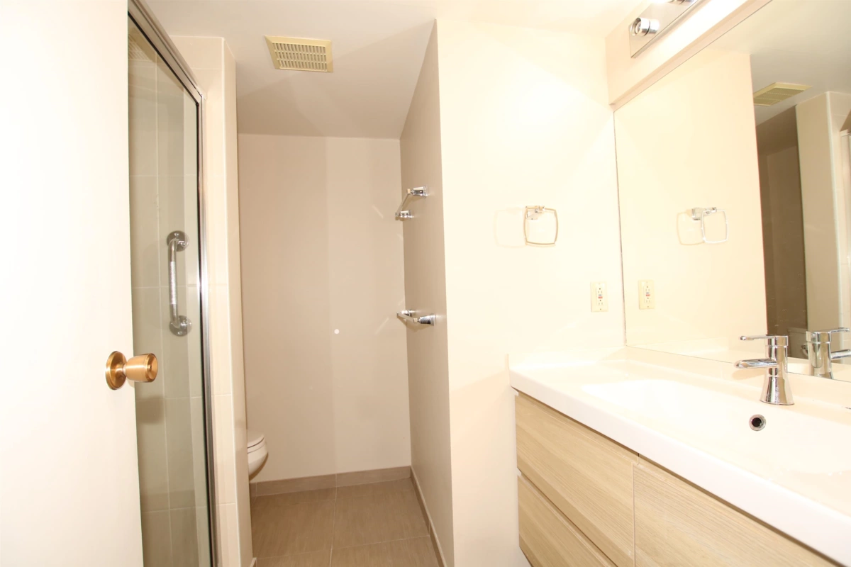 Powder Room Photo of 903 4165 Maywood Street, Burnaby, BC