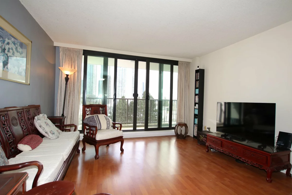 Primary Bedroom Photo of 903 4165 Maywood Street, Burnaby, BC
