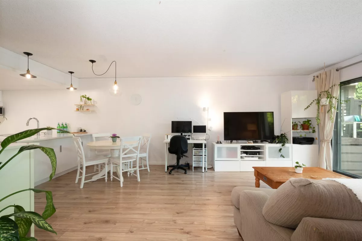 Bedroom 2 Photo of 8 385 Ginger Drive, New Westminster, BC