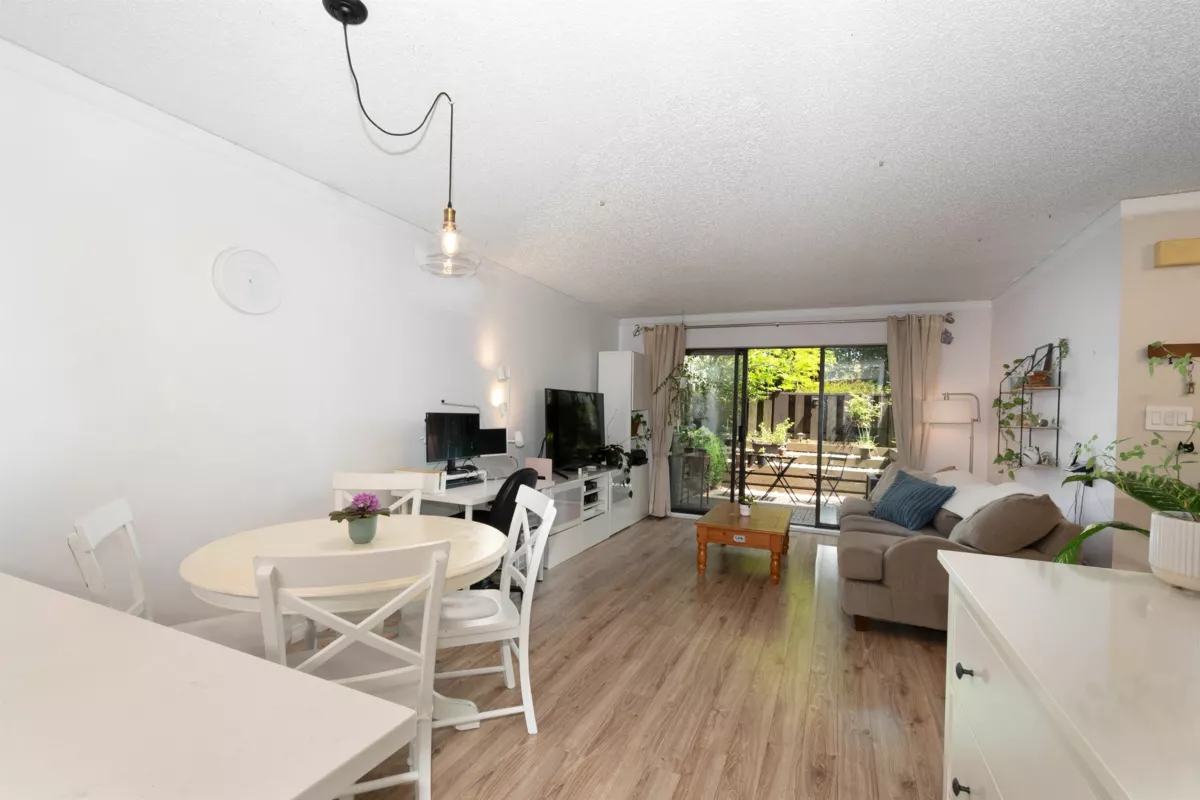 Bedroom 3 Photo of 8 385 Ginger Drive, New Westminster, BC