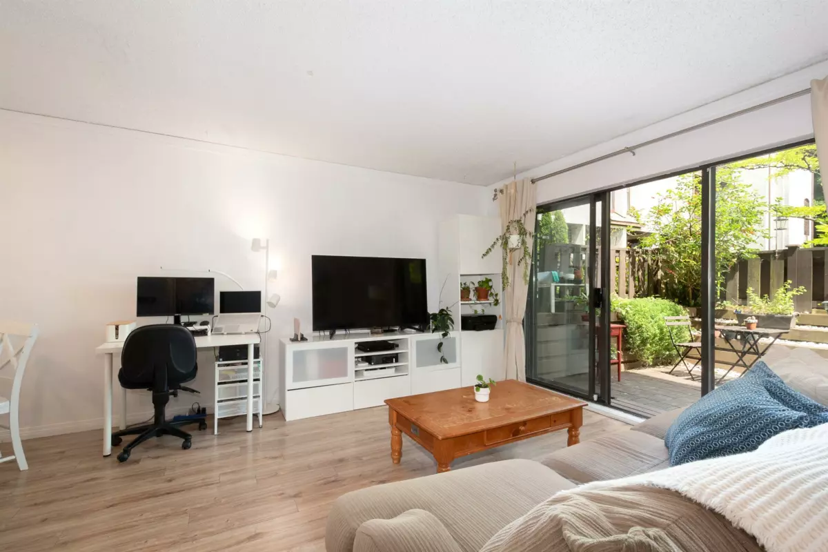 Primary Bathroom Photo of 8 385 Ginger Drive, New Westminster, BC